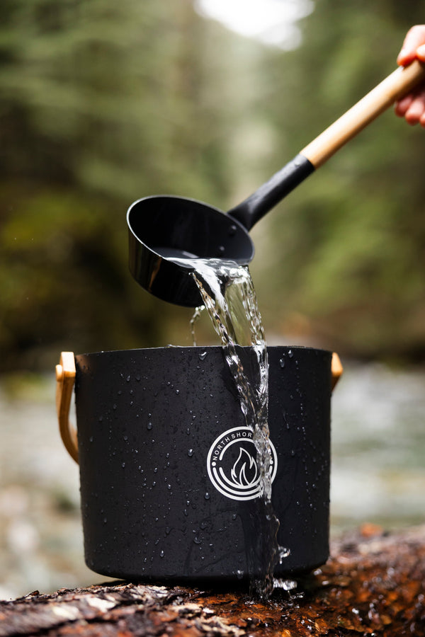 5L Black Aluminum Sauna Bucket and Ladle Set with Elegant Bamboo Handles